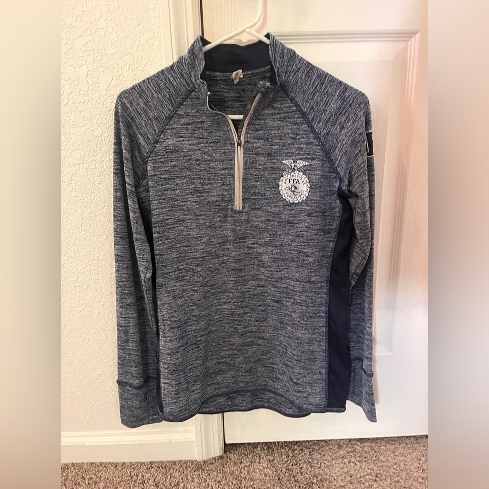 Ladies small FFA quarter zip.